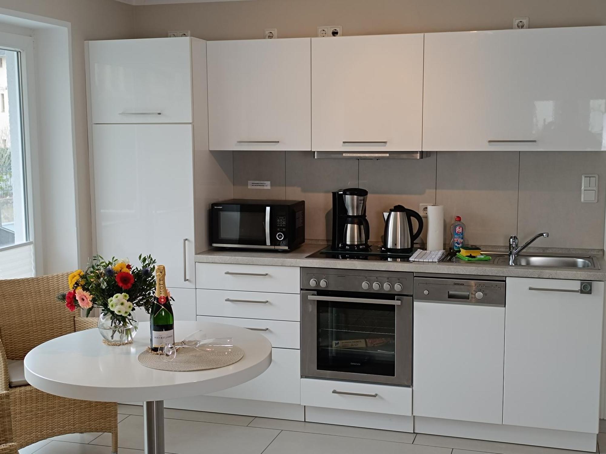 Haus Nemo - Appartement 5, Gemuetliches Appartement Mit Strandkorb, Strandnah 50 M 제바트헤링스도르프 외부 사진